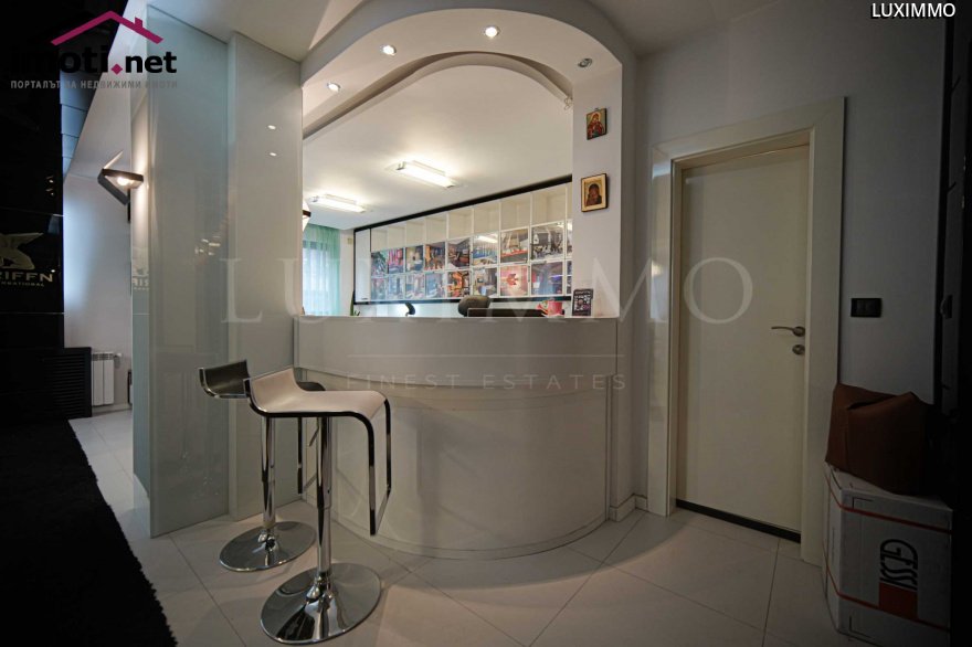 slider image