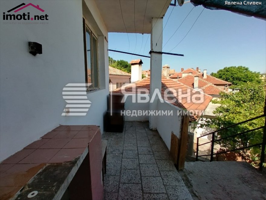 slider image