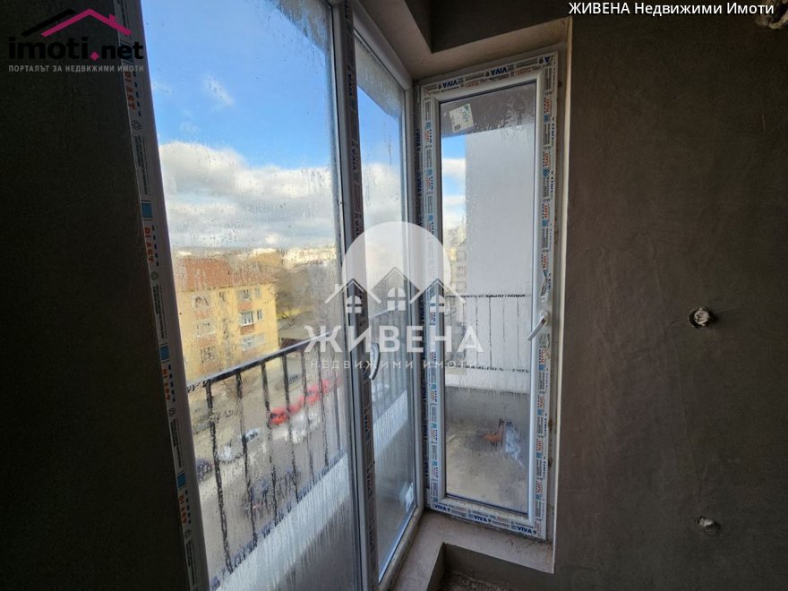 slider image