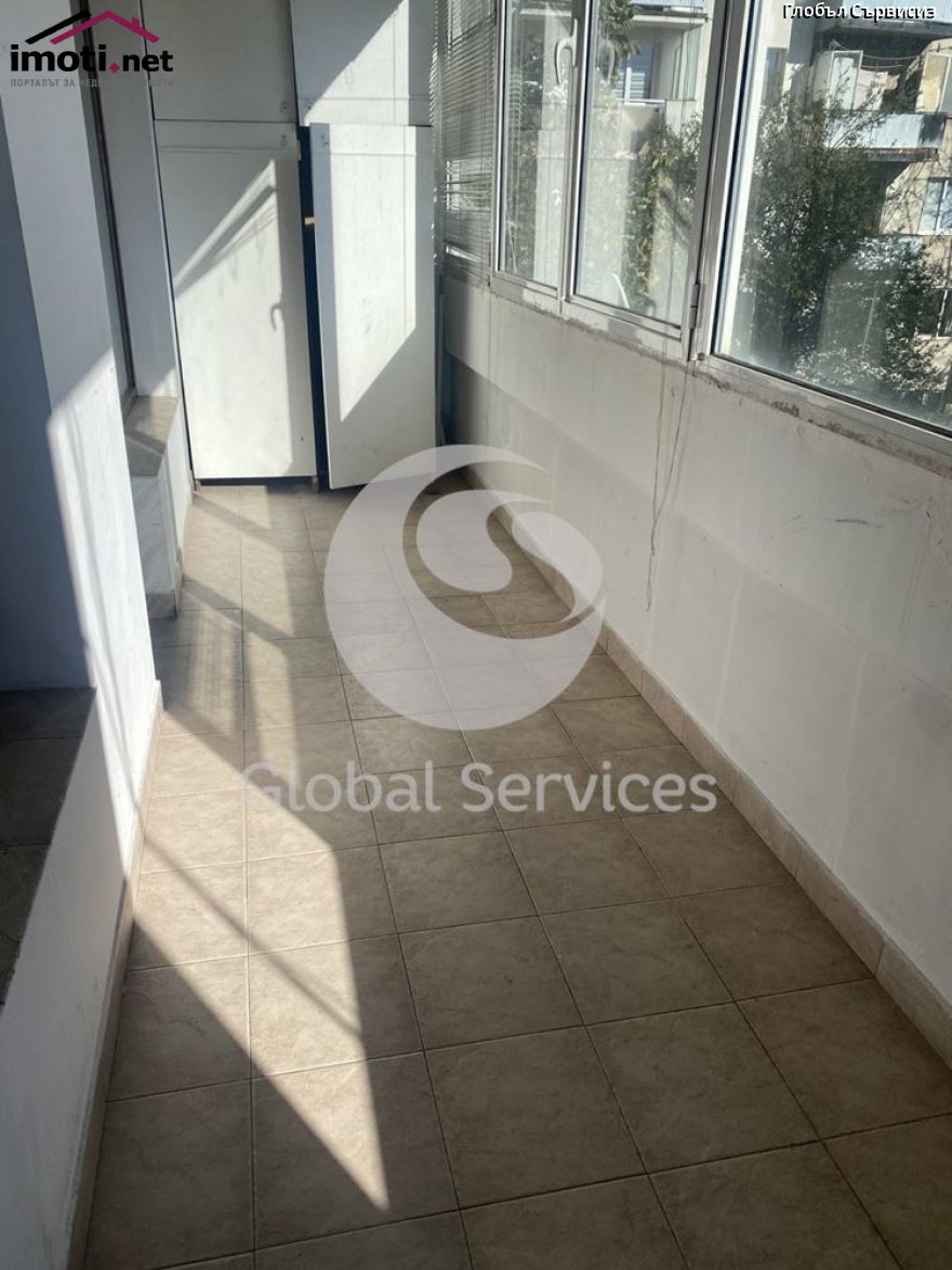 slider image