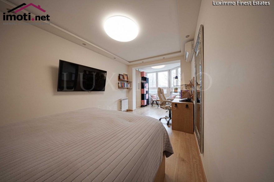 slider image