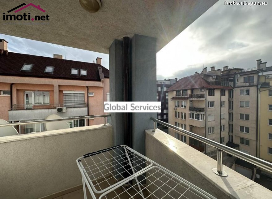 slider image