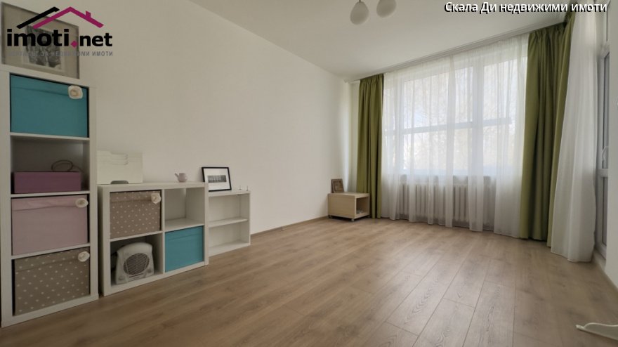 slider image