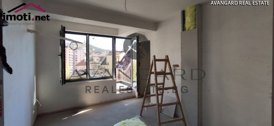 slider image
