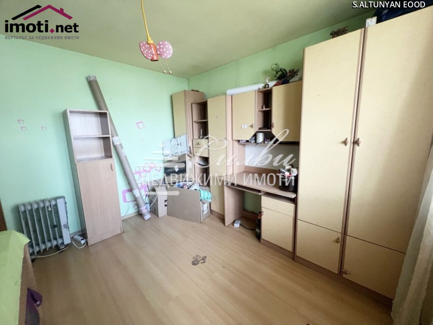 slider image