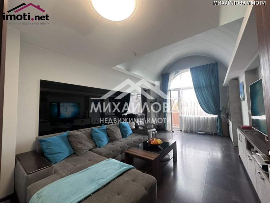 slider image
