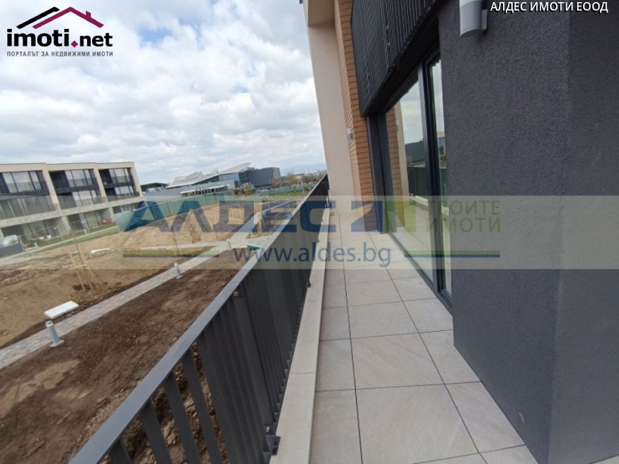 slider image