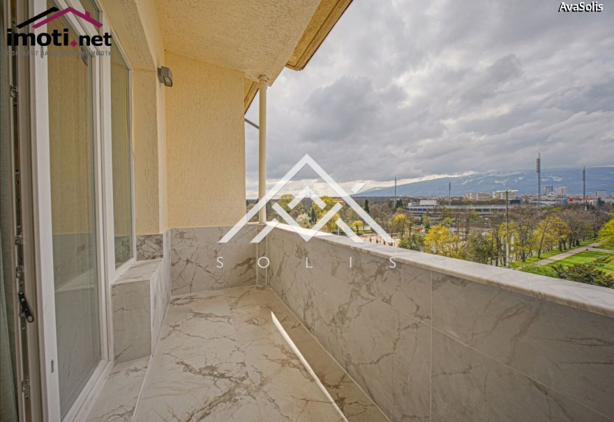 slider image