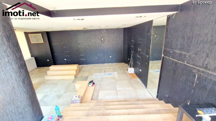 gallery pic