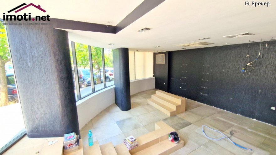 gallery pic