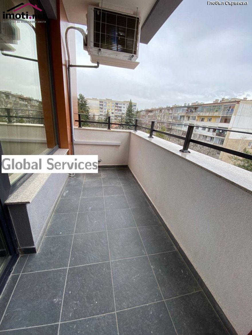 slider image