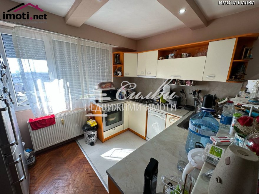 slider image