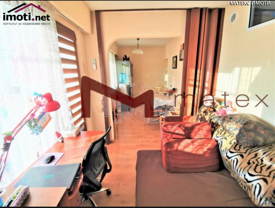 slider image