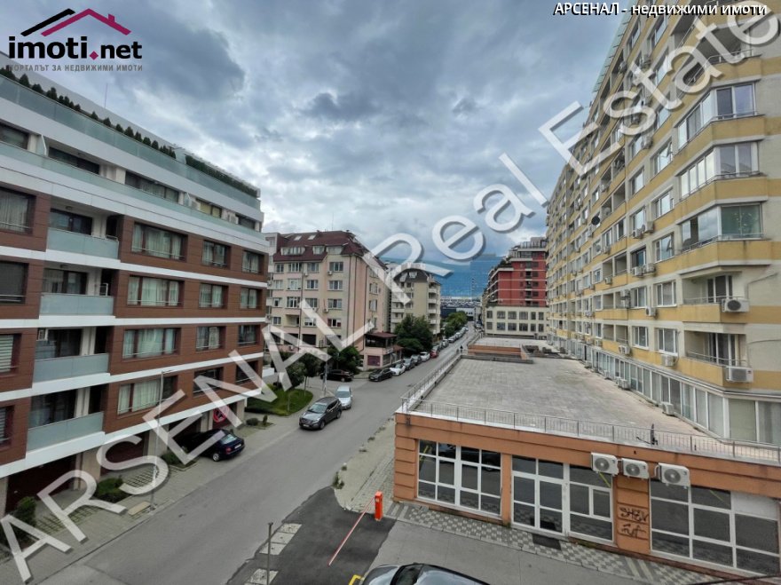 slider image