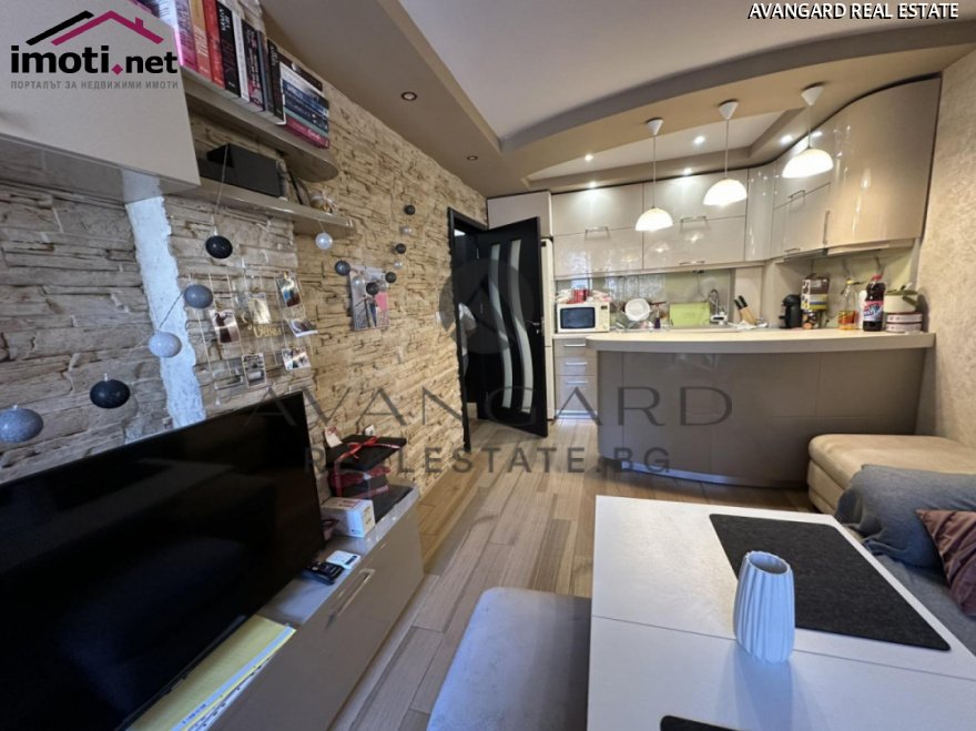 slider image