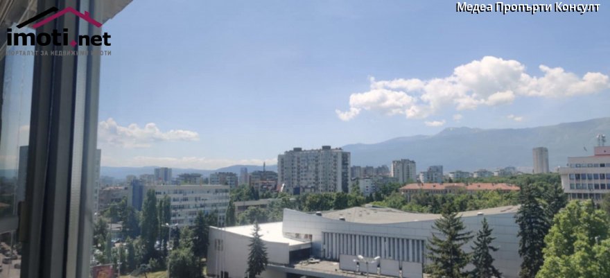 slider image
