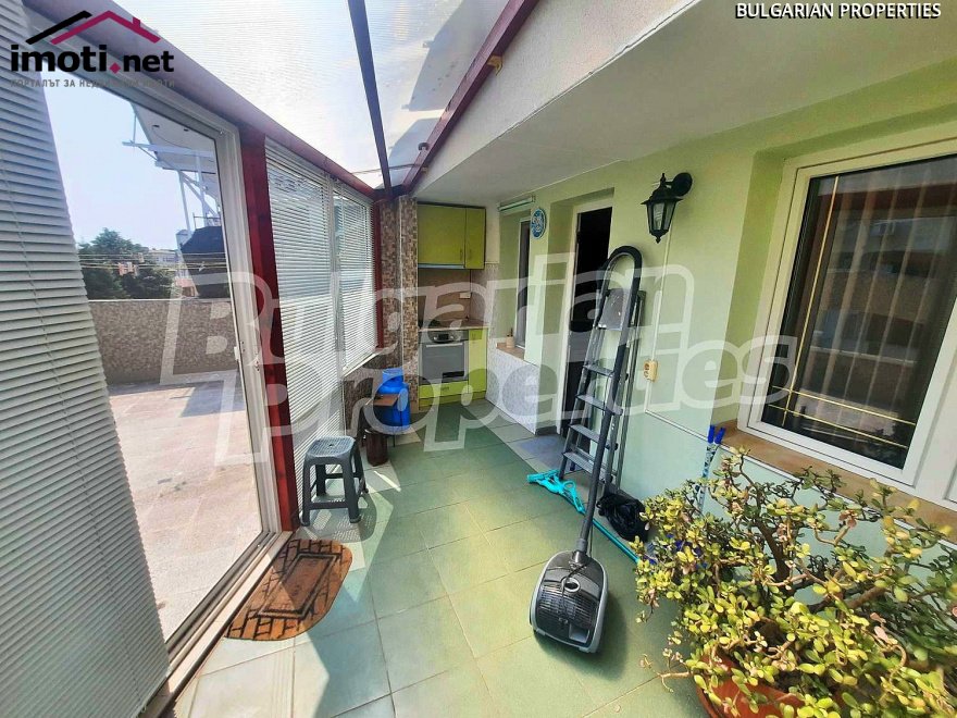 slider image