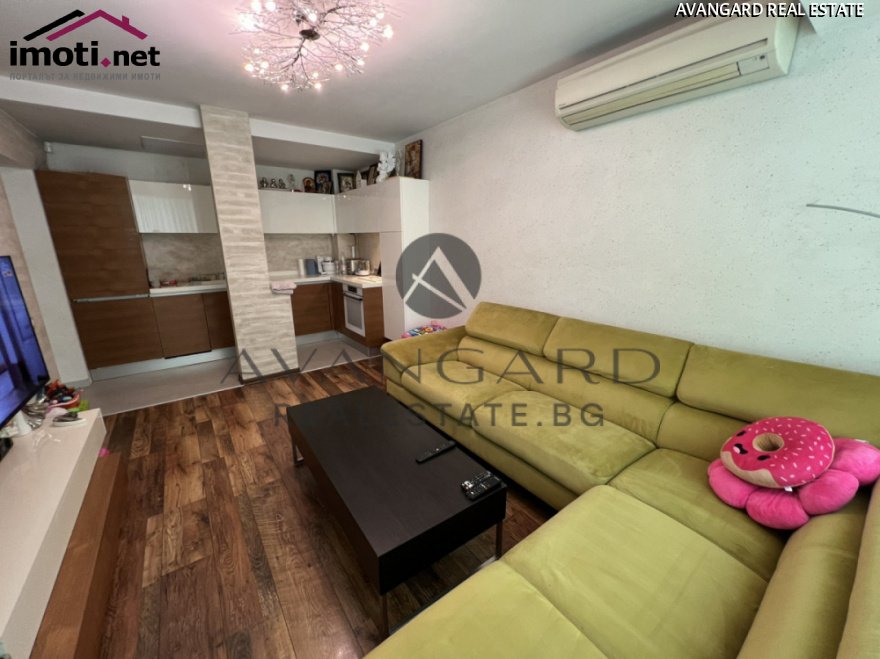 slider image