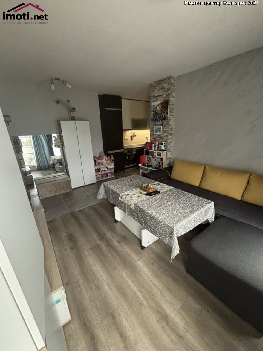slider image