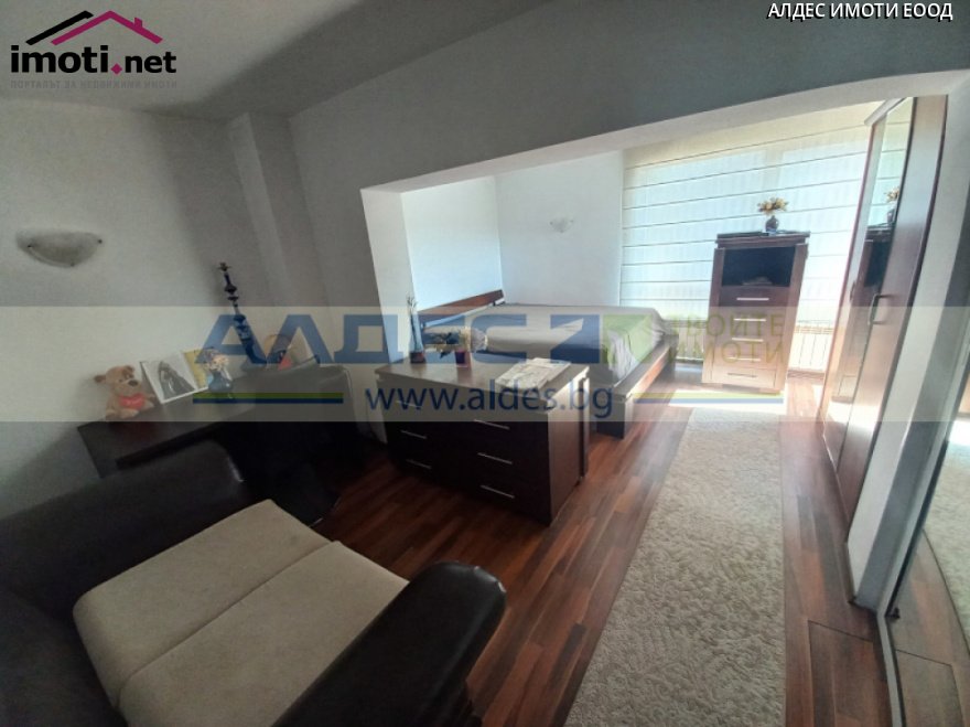 slider image