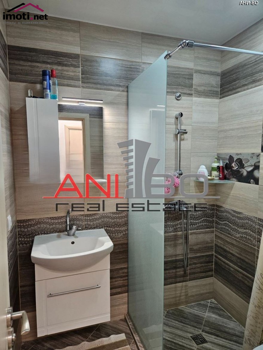 slider image