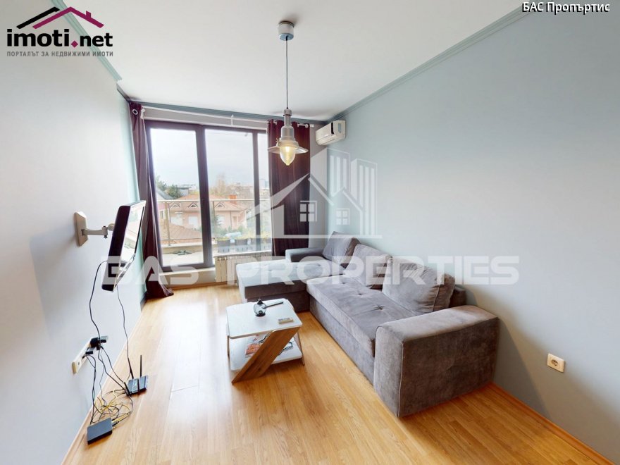 slider image