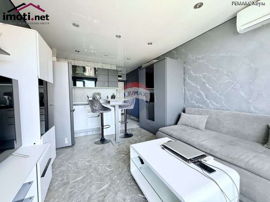 slider image