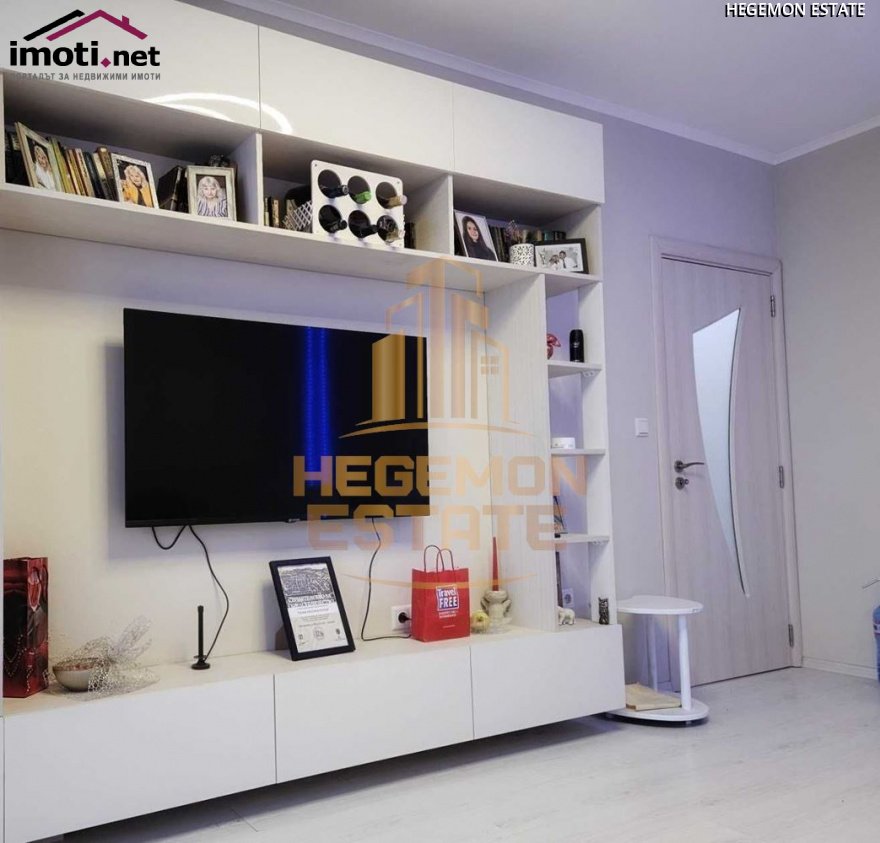slider image