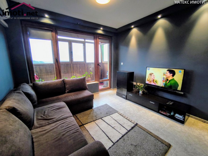 slider image
