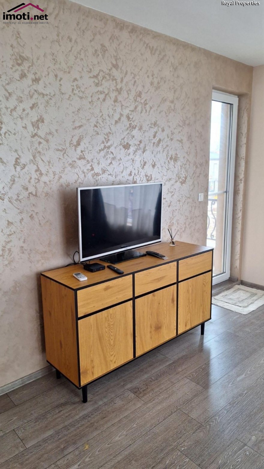 slider image